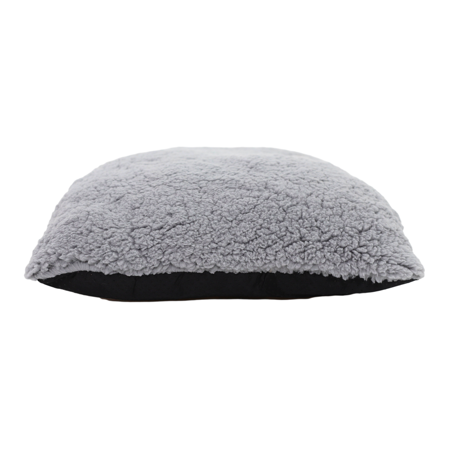 Main St. Pet™ 20" x 15" Pillow Pet Bed